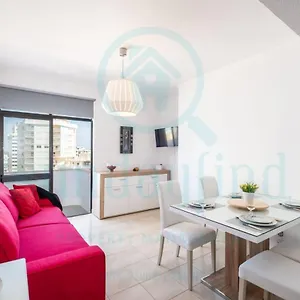 apartment-algarve-beach-front-free-wifi-air-con.hotelaalgarve.com/